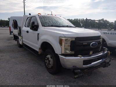 1FD7X3B61JE****** 2018 Ford F-350