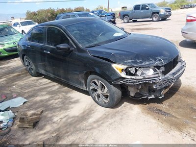 1HGCR2F33GA****** 2016 Honda Accord