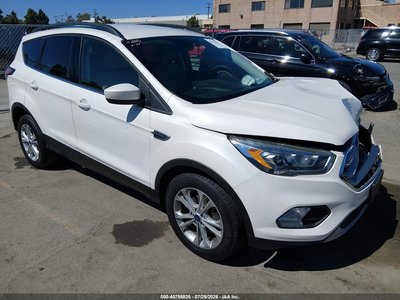 1FMCU0GDXHU****** 2017 Ford Escape