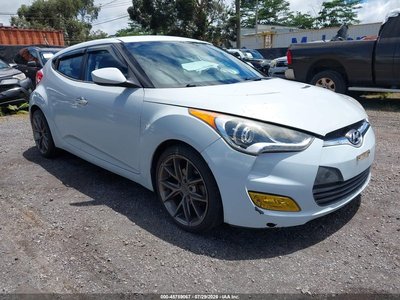 KMHTC6AD4DU****** 2013 Hyundai Veloster