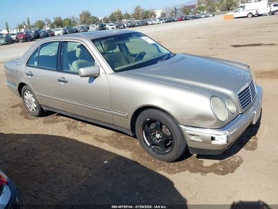 WDBJF65H5XA****** 1999 Mercedes-Benz E-Class