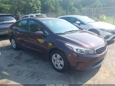 3KPFK4A74HE****** 2017 Kia Forte