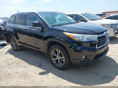 2016 Toyota Highlander