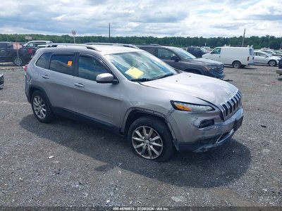 1C4PJMDB6JD****** 2018 Jeep Cherokee