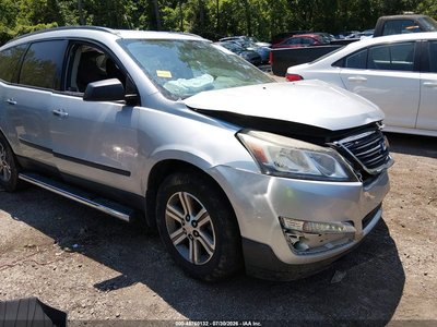 1GNKVFKD3HJ****** 2017 Chevrolet Traverse