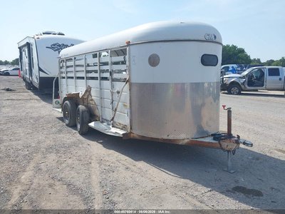 49TSB162831****** 2003 Contract Manufacturer Livestock