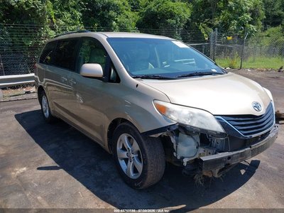 2013 Toyota Sienna