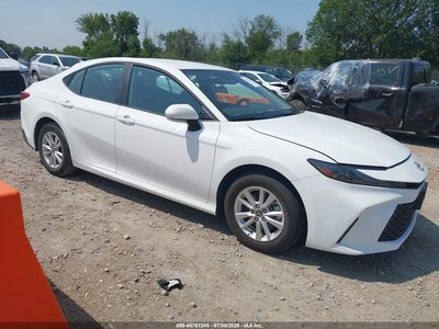 2025 Toyota Camry Hybrid