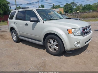 1FMCU93G79K****** 2009 Ford Escape