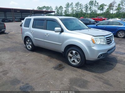 5FNYF4H57FB****** 2015 Honda Pilot