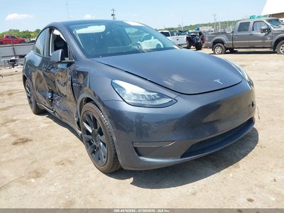 5YJYGDEE4LF****** 2020 Tesla Model Y