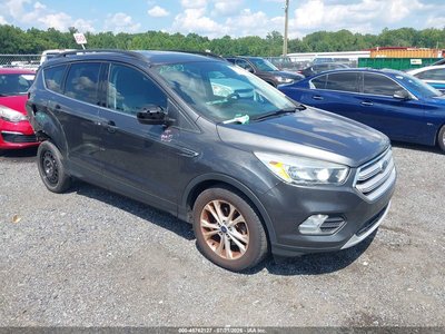 1FMCU0GD3JU****** 2018 Ford Escape