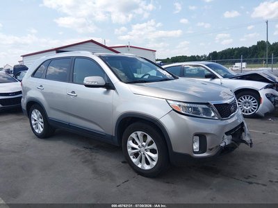 5XYKU4A7XEG****** 2014 Kia Sorento