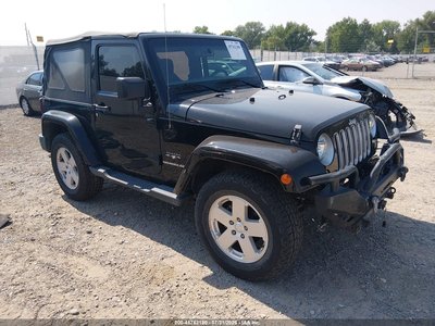 1C4AJWBG2GL****** 2016 Jeep Wrangler