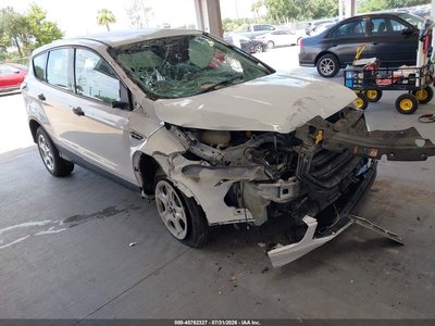 1FMCU0F7XJU****** 2018 Ford Escape