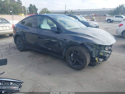 7SAYGDED4TF****** 2026 Tesla Model Y