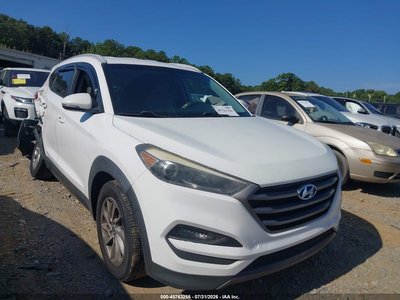 KM8J33A2XGU****** 2016 Hyundai Tucson