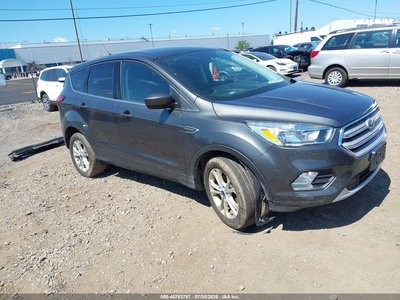 1FMCU0GD0KU****** 2019 Ford Escape