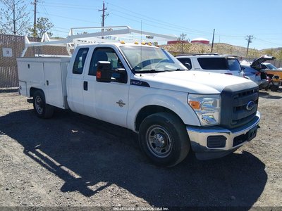 1FD8X3ET5FE****** 2015 Ford F-350