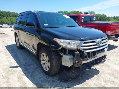 5TDBK3EH6CS****** 2012 Toyota Highlander