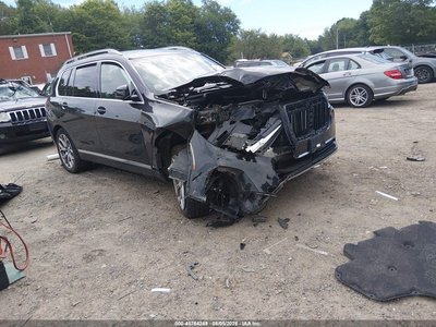 5UXCW2C03L9****** 2020 BMW X7