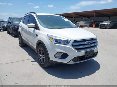 1FMCU0HD6JU****** 2018 Ford Escape