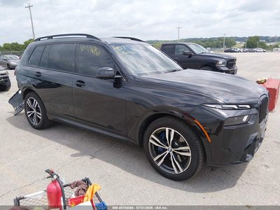2025 BMW X7
