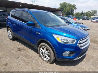 1FMCU9GD7JU****** 2018 Ford Escape
