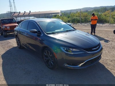 2015 Chrysler 200