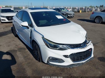 1G1BE5SM0J7****** 2018 Chevrolet Cruze