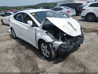 5NPDH4AE5DH****** 2013 Hyundai Elantra