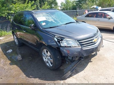 1GNKVJKD1FJ****** 2015 Chevrolet Traverse
