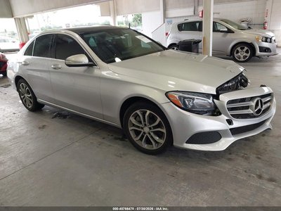 2015 Mercedes-Benz C 300