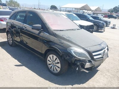 WDDVP9AB2HJ****** 2017 Mercedes-Benz B-Class