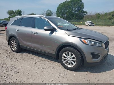 5XYPG4A31HG****** 2017 Kia Sorento
