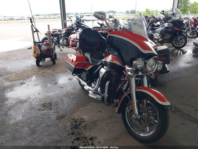 1HD1PR814CB****** 2012 Harley-Davidson Flhtcuse7