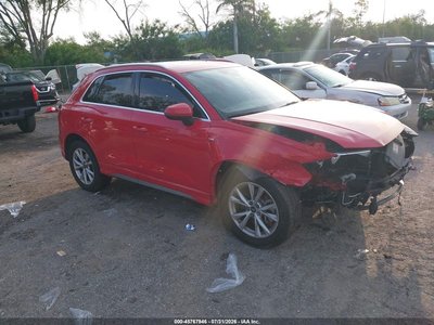WA1DECF31N1****** 2022 Audi Q3