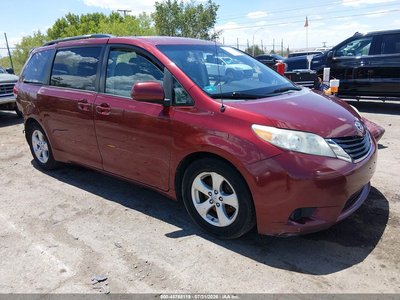 2014 Toyota Sienna