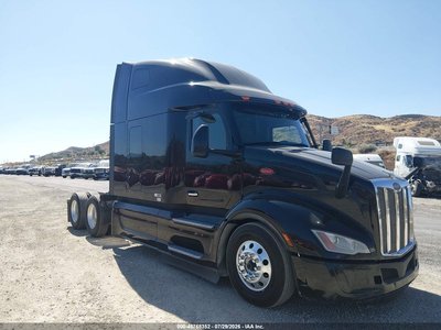 1XPBD49X4RD****** 2024 Peterbilt 579