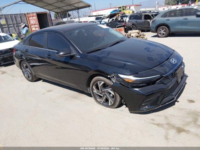 2024 Hyundai Elantra Hybrid