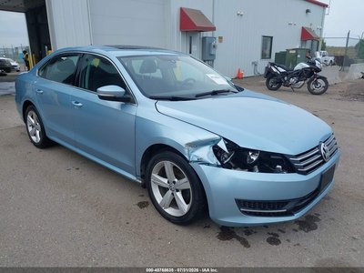 1VWBP7A39DC****** 2013 Volkswagen Passat