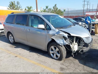 2016 Toyota Sienna
