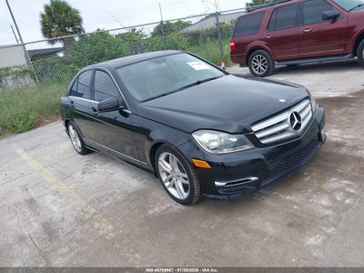 WDDGF4HB1DR****** 2013 Mercedes-Benz C-Class