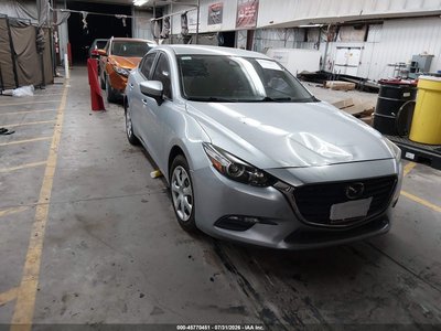 3MZBN1U79JM****** 2018 Mazda 3