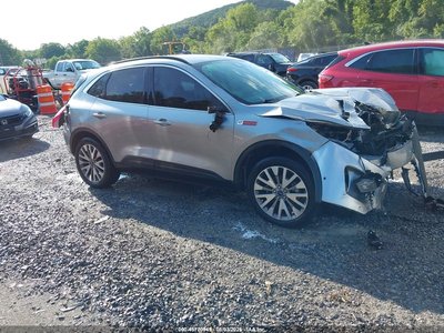 1FMCU9J9XMU****** 2021 Ford Escape