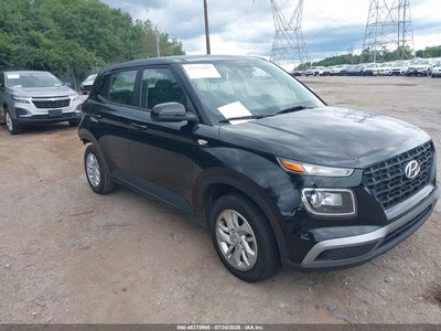 KMHRB8A36NU****** 2022 Hyundai Venue
