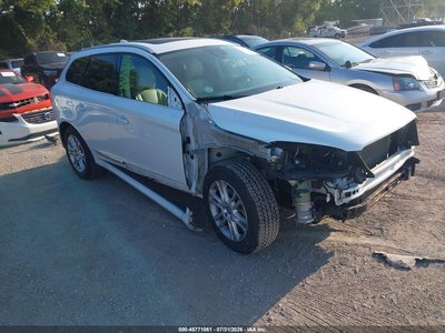 YV4612RK2F2****** 2015 Volvo XC60