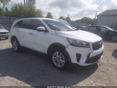 5XYPGDA52KG****** 2019 Kia Sorento