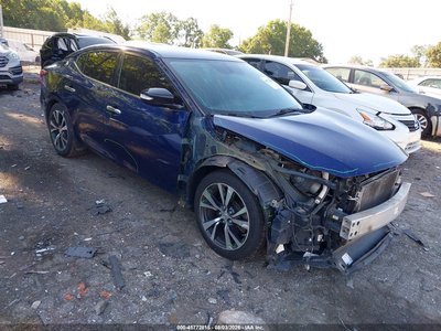 1N4AA6AP3HC****** 2017 Nissan Maxima