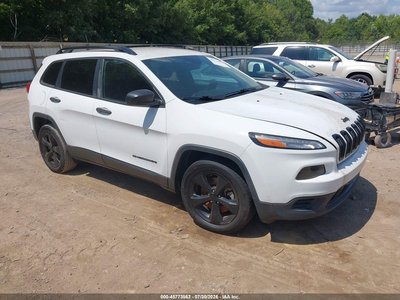 1C4PJLAB4HW****** 2017 Jeep Cherokee